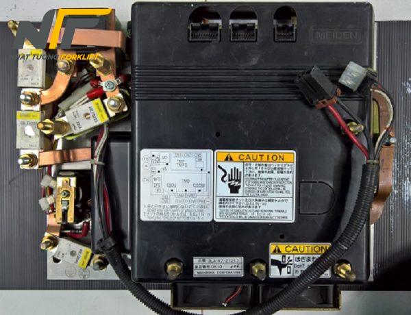 205020-bo-xe-nang-komatsu-dung-lai-fb15rl-12