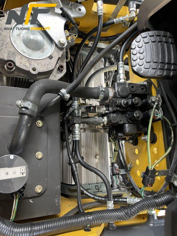 xe-nang-dien-ngoi-lai-15-tan-komatsu-fb15-12-3 (board)