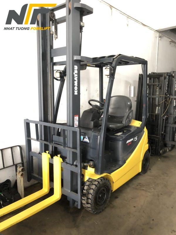 xe-nang-dien-ngoi-lai-komatsu-15-tan-fb15-12-4m2015 XE NÂNG ĐIỆN NGỒI LÁI komatsu 1,5 Tấn FB15-12 - 4M2015