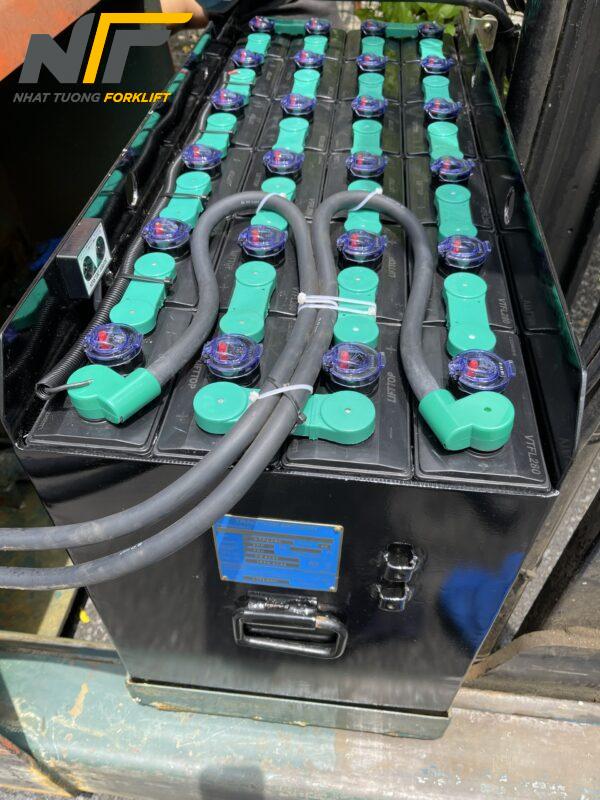 binh-dien-xe-nang-lifttop