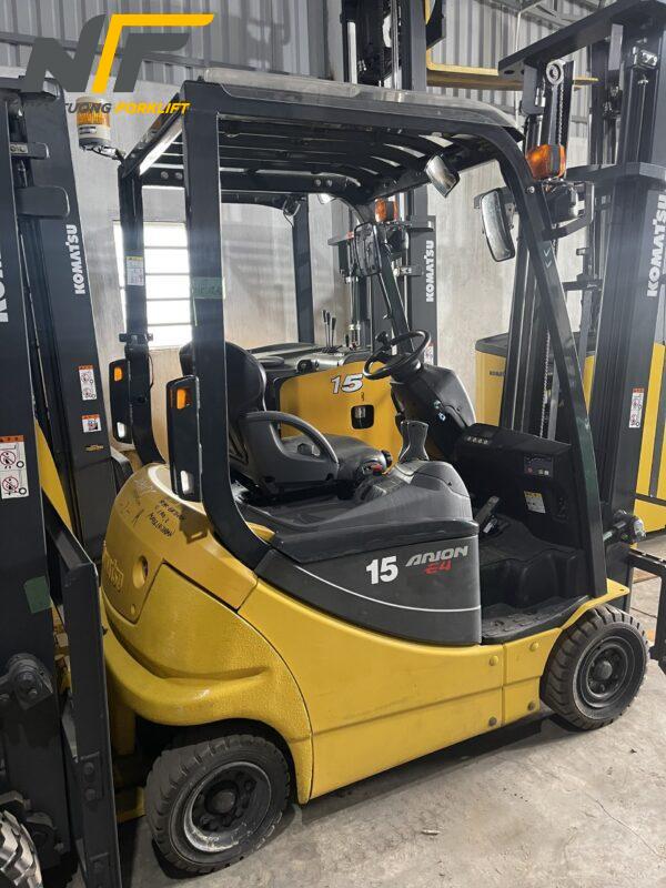 xe-nang-dien-ngoi-lai