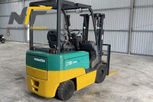 Khám phá Sự Tiện Lợi và Tiết Kiệm Chi Phí với Xe Nâng Điện 1.5 – 2.5 Tấn Nhập Khẩu Nhật Bản
