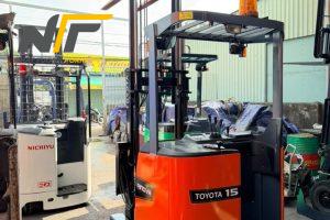 Lựa chọn xe nâng điện đứng lái dựa vào tải trọng