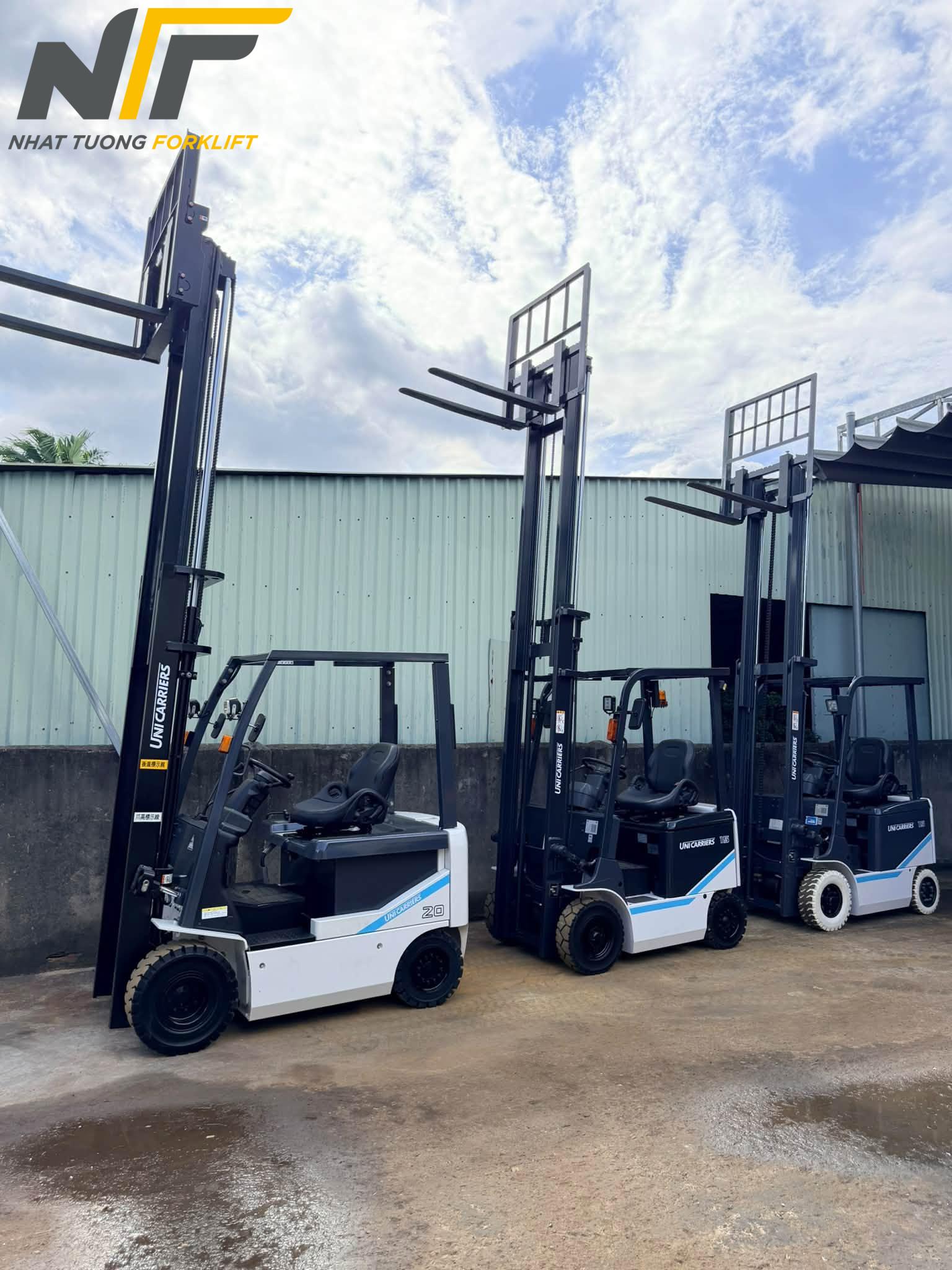Xe nâng điện ngồi lái 3 bánh và 4 bánh khác nhau như thế nào?