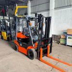 Xe Nâng Điện Ngồi Lái Có Thể Sử Dụng Bộ Sạc Khác Với Bộ Sạc Theo Xe Không?